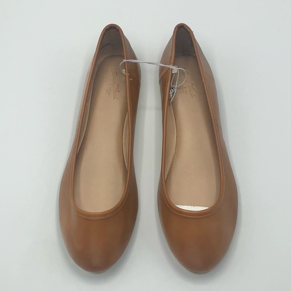 Universal Thread Shoes - NWOT Universal Thread Goods Co. Brown Leather Flats Target